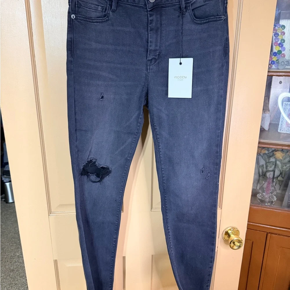 Modern Distressed‎ Dark Blue Skinny Jeans